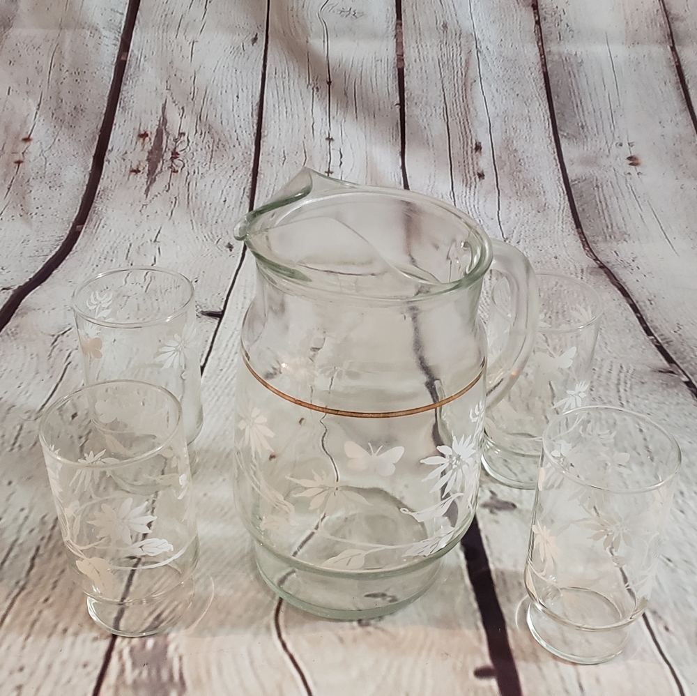 Vintage Anchor Hocking Pitcher Glass Set